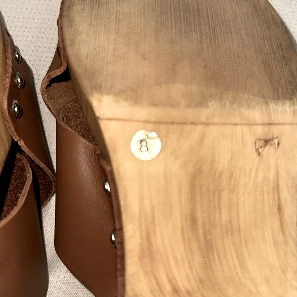 Steve Madden Women's Bryna wood clog Sandal - Picture 8 of 8